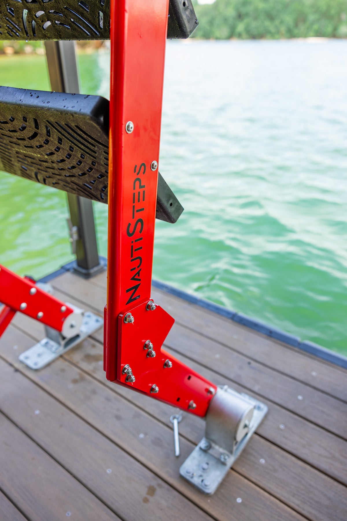 5 Step Spring Assisted Dock Ladder/Stairs in Red & Black – Selcouth Home