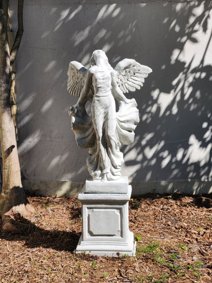 Flying Angel Concrete Statue - Image 1
